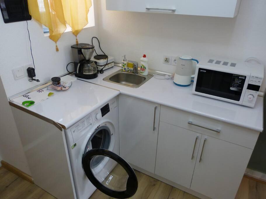 Live-Inn Stunning Apartment On Azneft Sq With President Palace & Old City Views Baku Luaran gambar