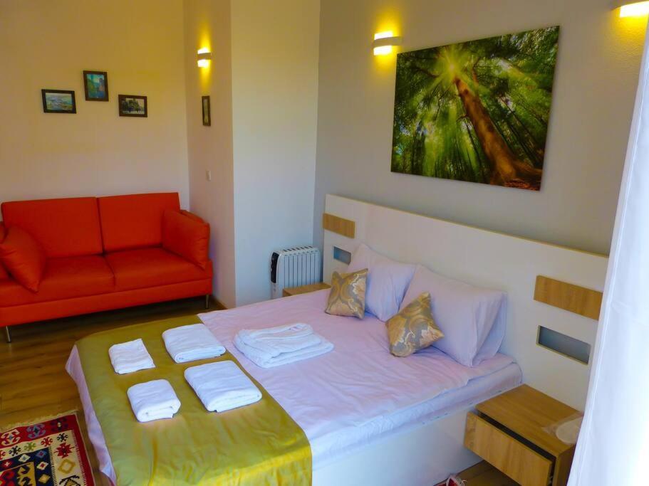Live-Inn Stunning Apartment On Azneft Sq With President Palace & Old City Views Baku Luaran gambar