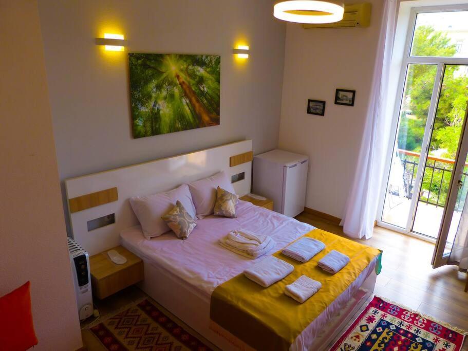 Live-Inn Stunning Apartment On Azneft Sq With President Palace & Old City Views Baku Luaran gambar